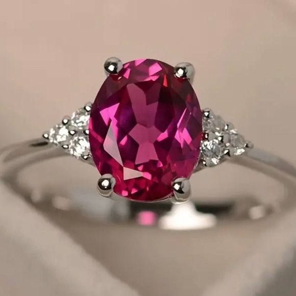 Elegant Pink Gemstone Silver Ring - Picture 5 of 5